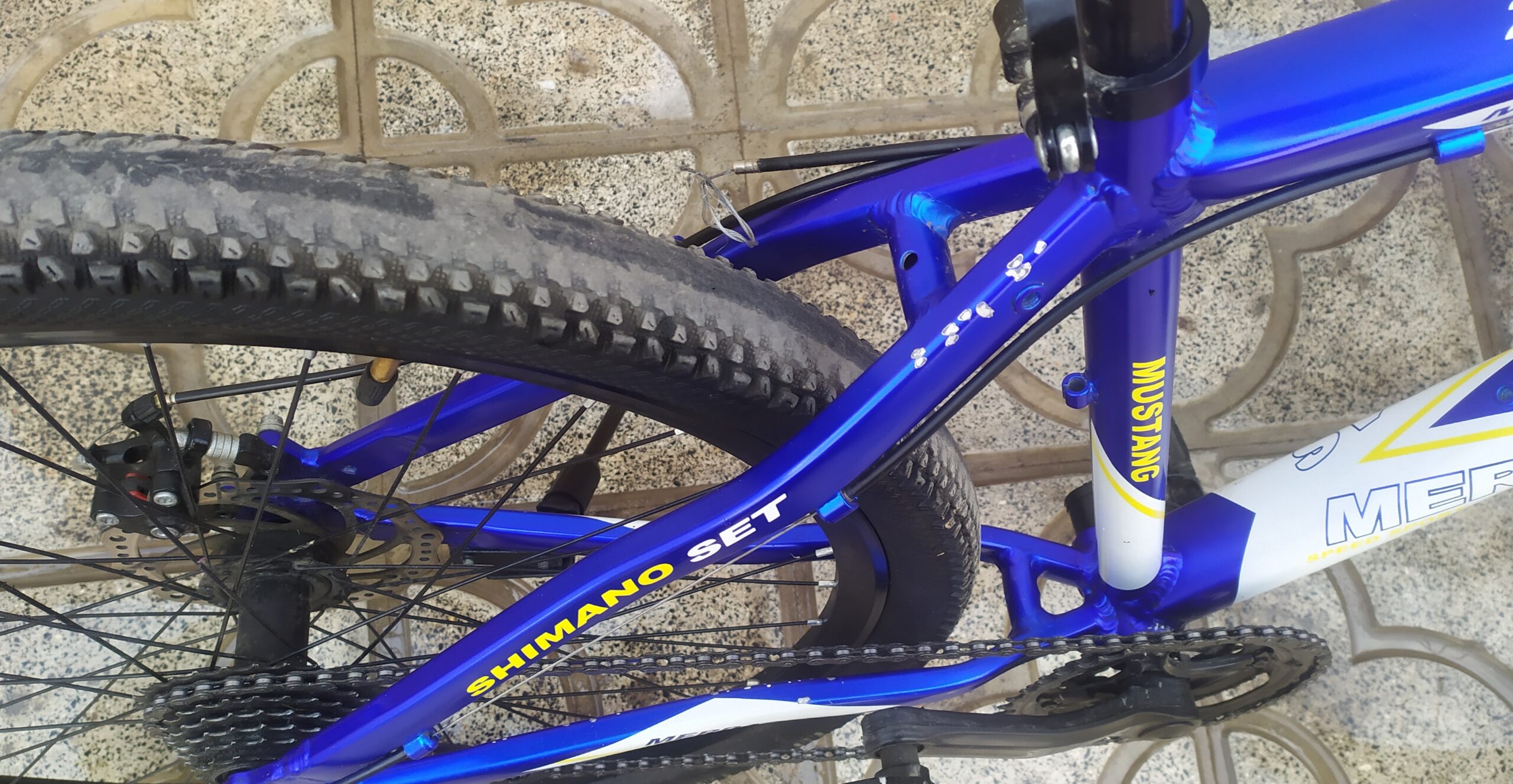 سایز۲۷.۵هفت میلیون تخفیف هم میدم