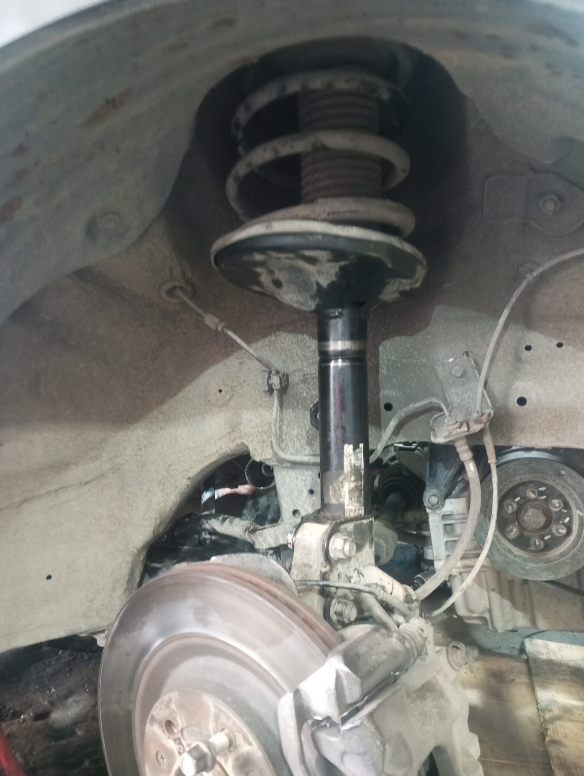 کمک فنر مغناطیسی برای تمامی خودروها