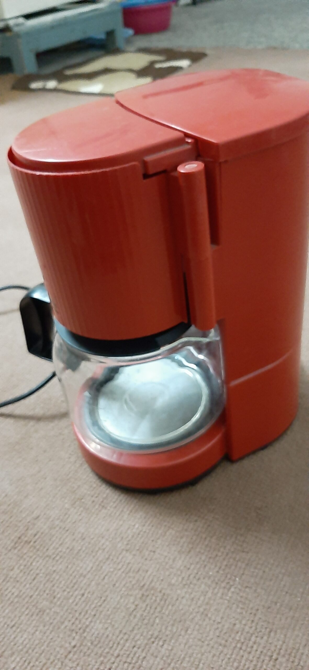 یک دستگاه قهوه ساز آلمانی