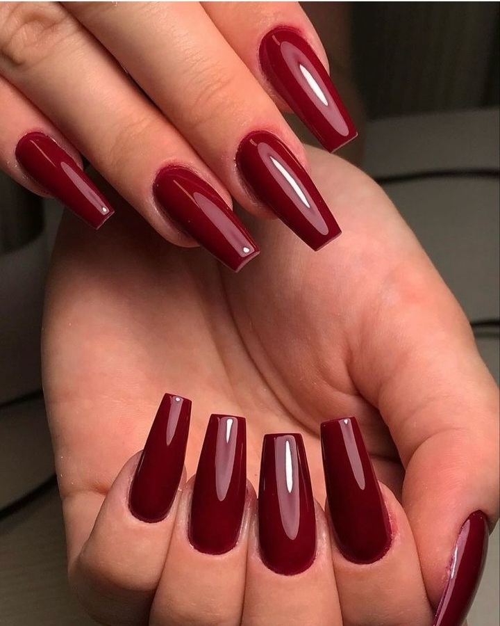 ترمیم و کاشت ناخن لاک ژل