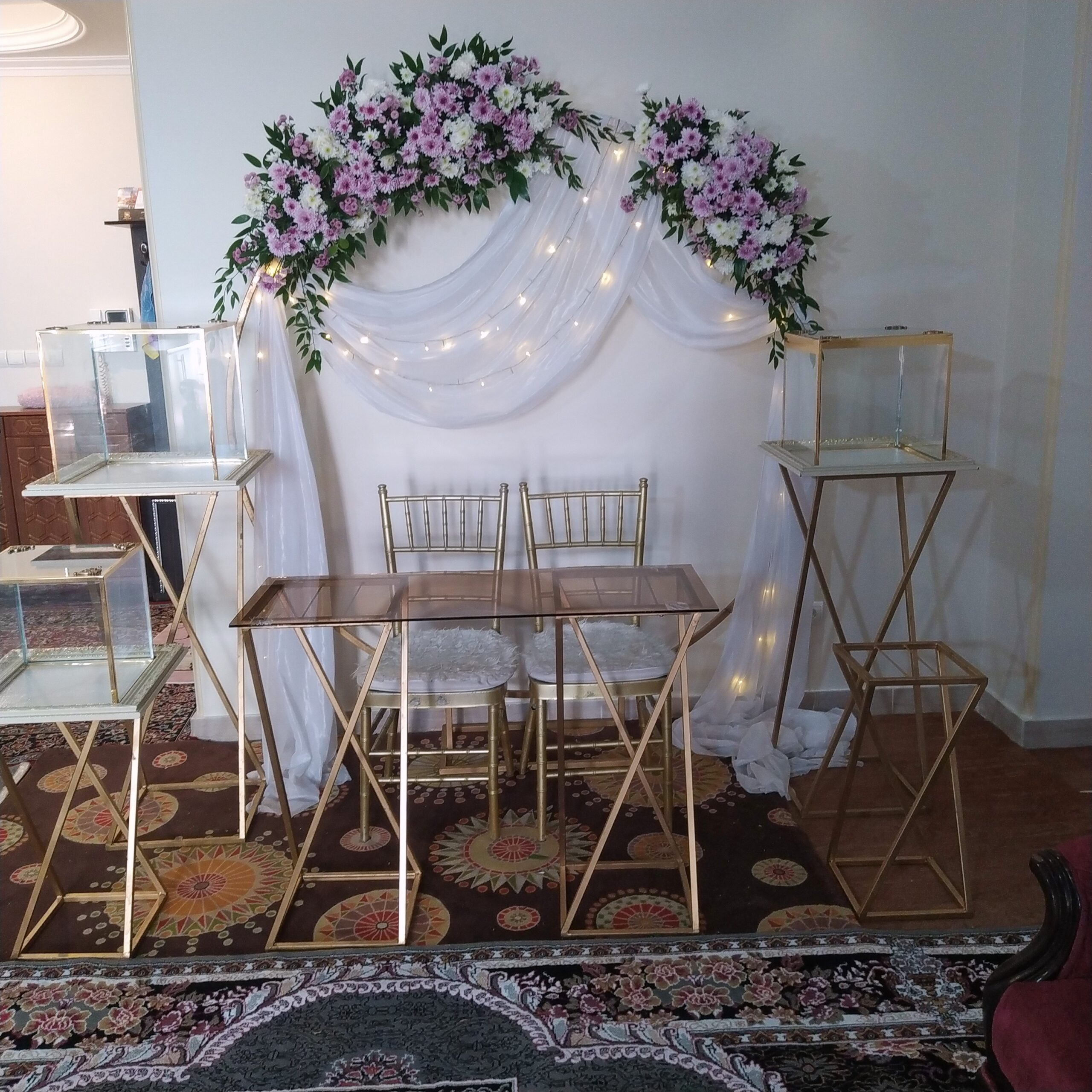 دکور تزیین حلقه باگل آرایی طبیعی برای بله برون و نامزدی و مهمانی