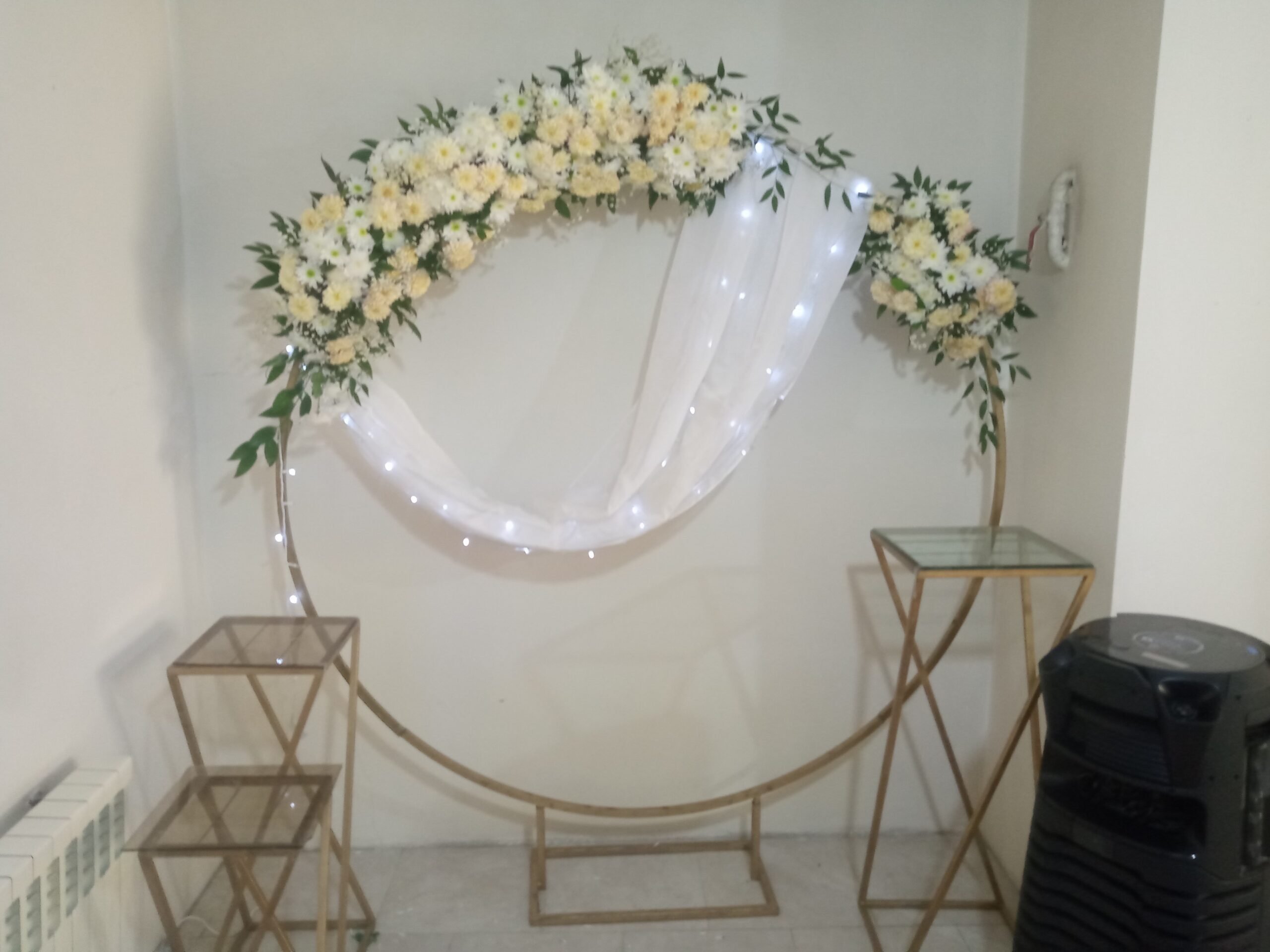 دیزاین حلقه با گل طبیعی برای بله برون و نامزدی