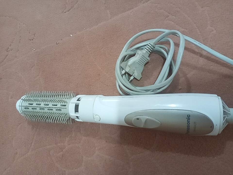 سشوار و اتوی مو