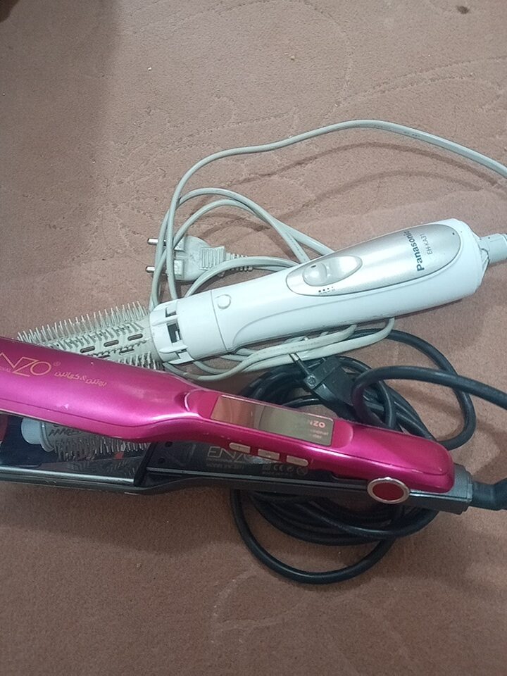 سشوار و اتوی مو