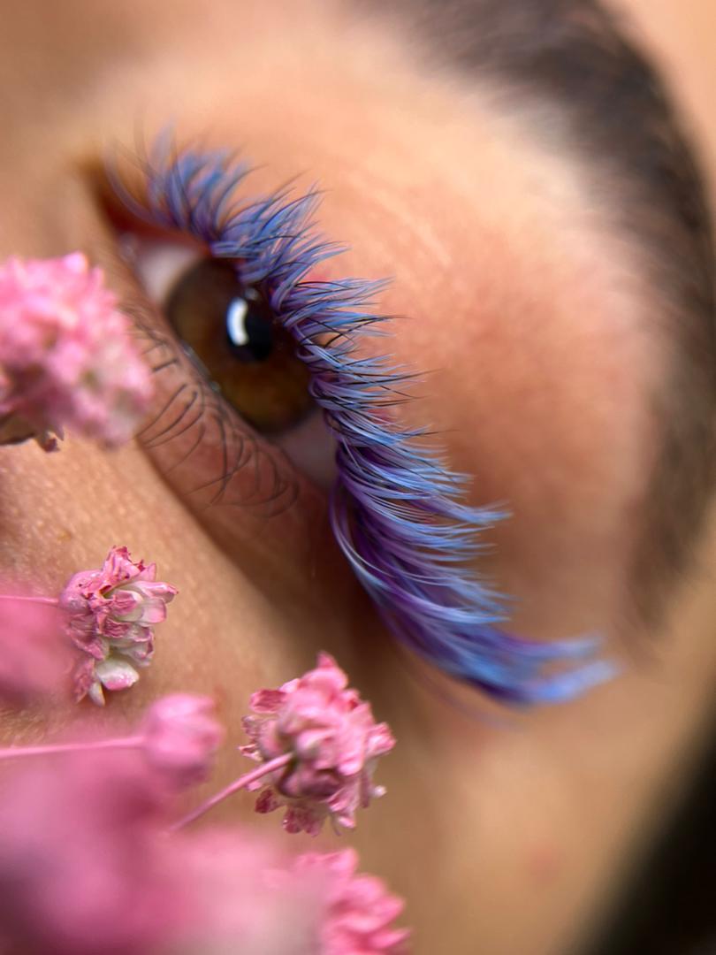 اکستنشن مژه و لیفت ابرو