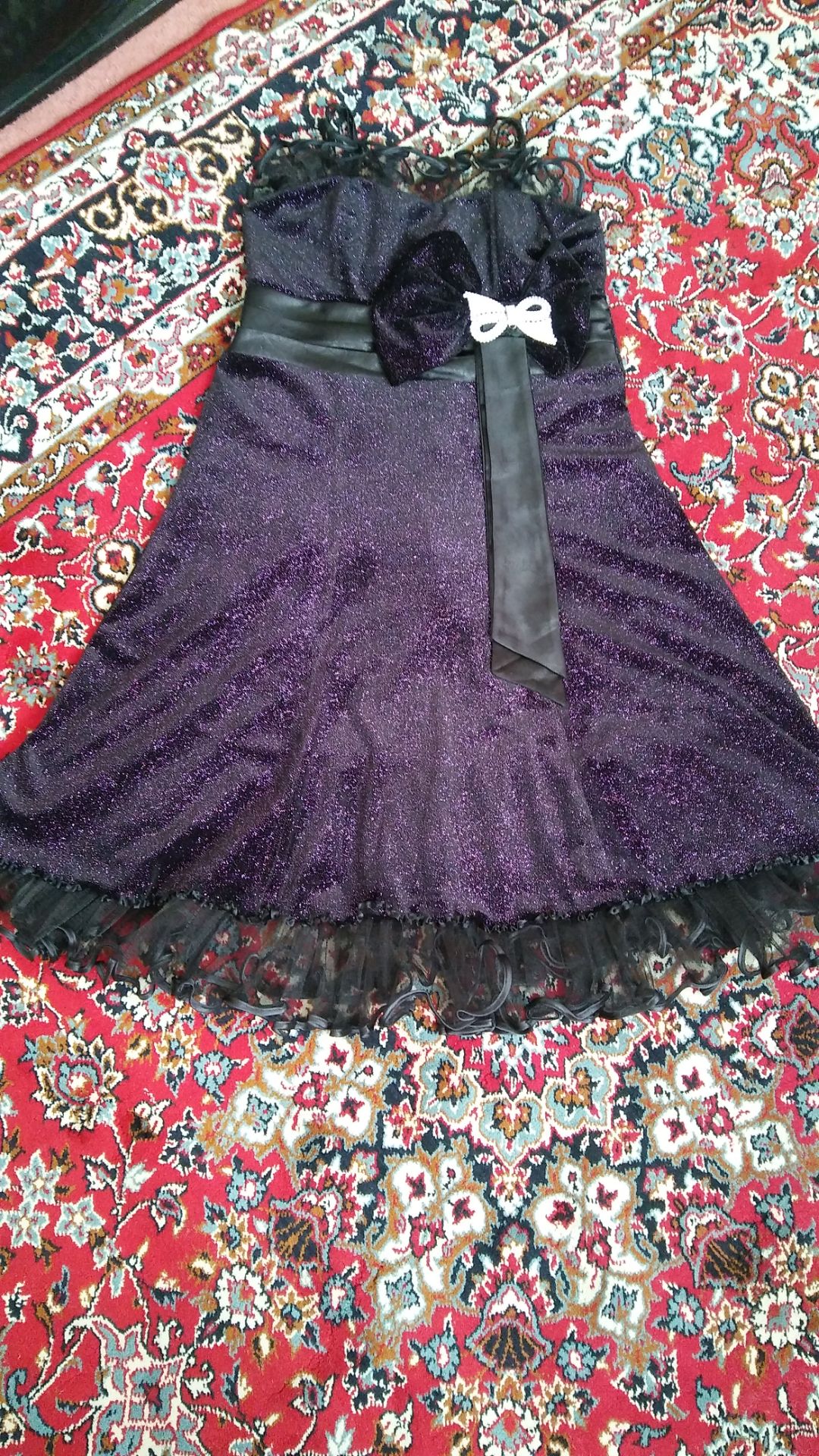 لباس و کفش مجلسی دخترانه و زنانه