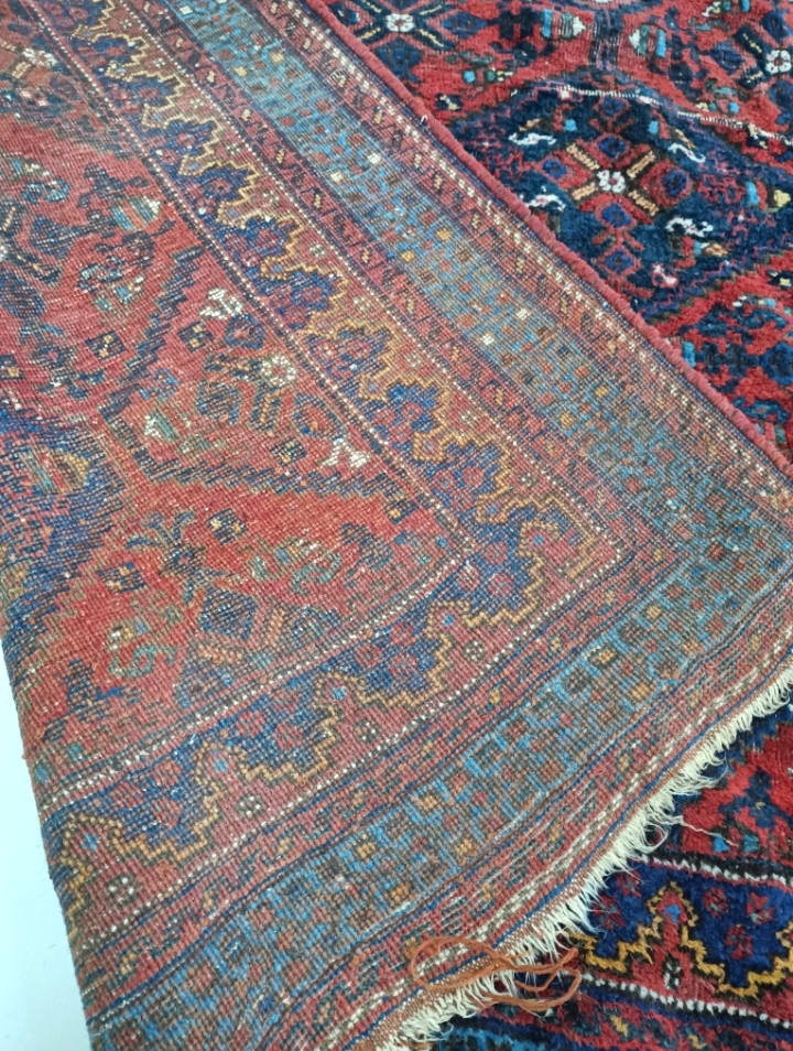 فرش و قالیچه دستباف عتیقه