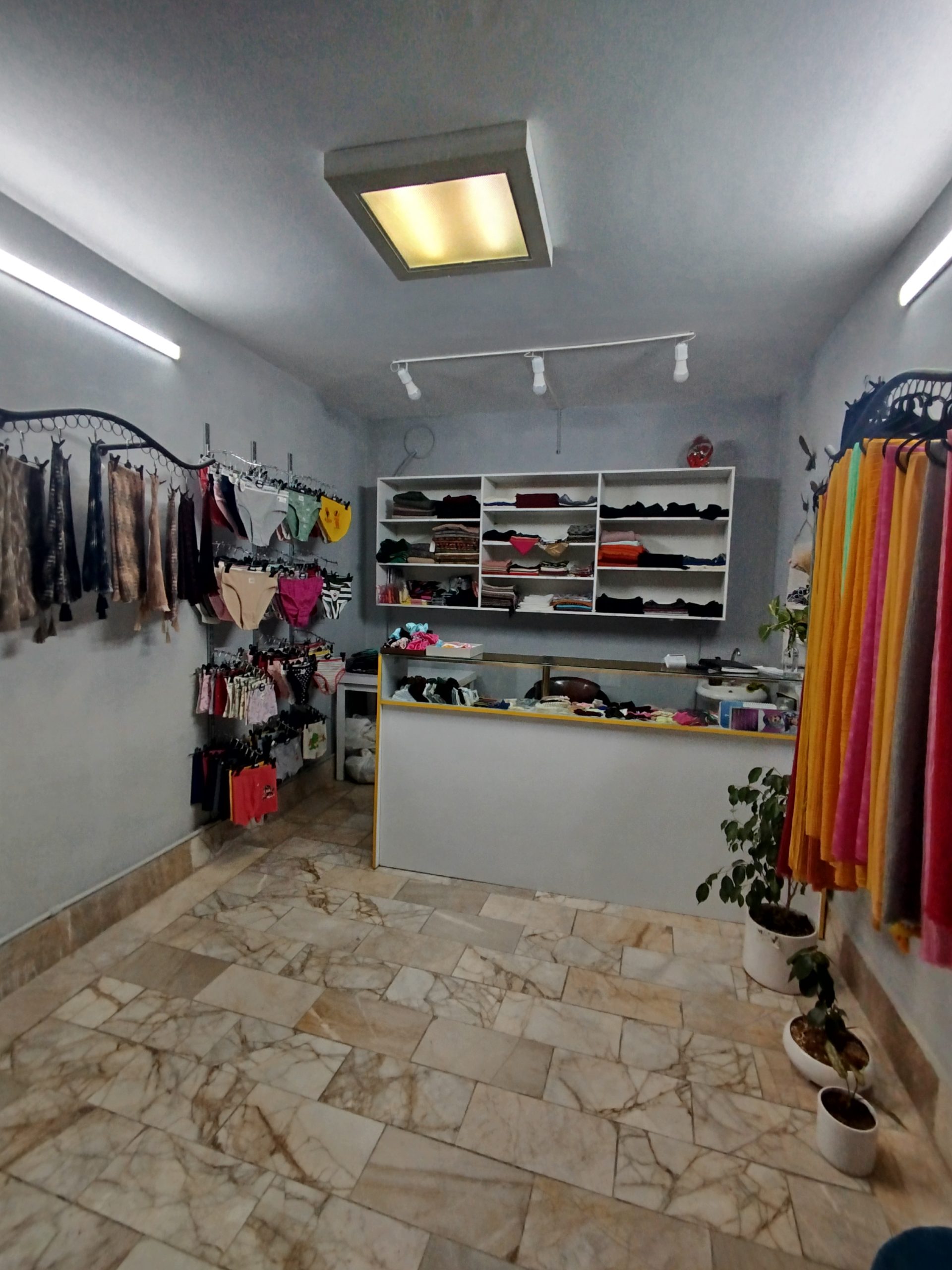 تابلو دکورویترین