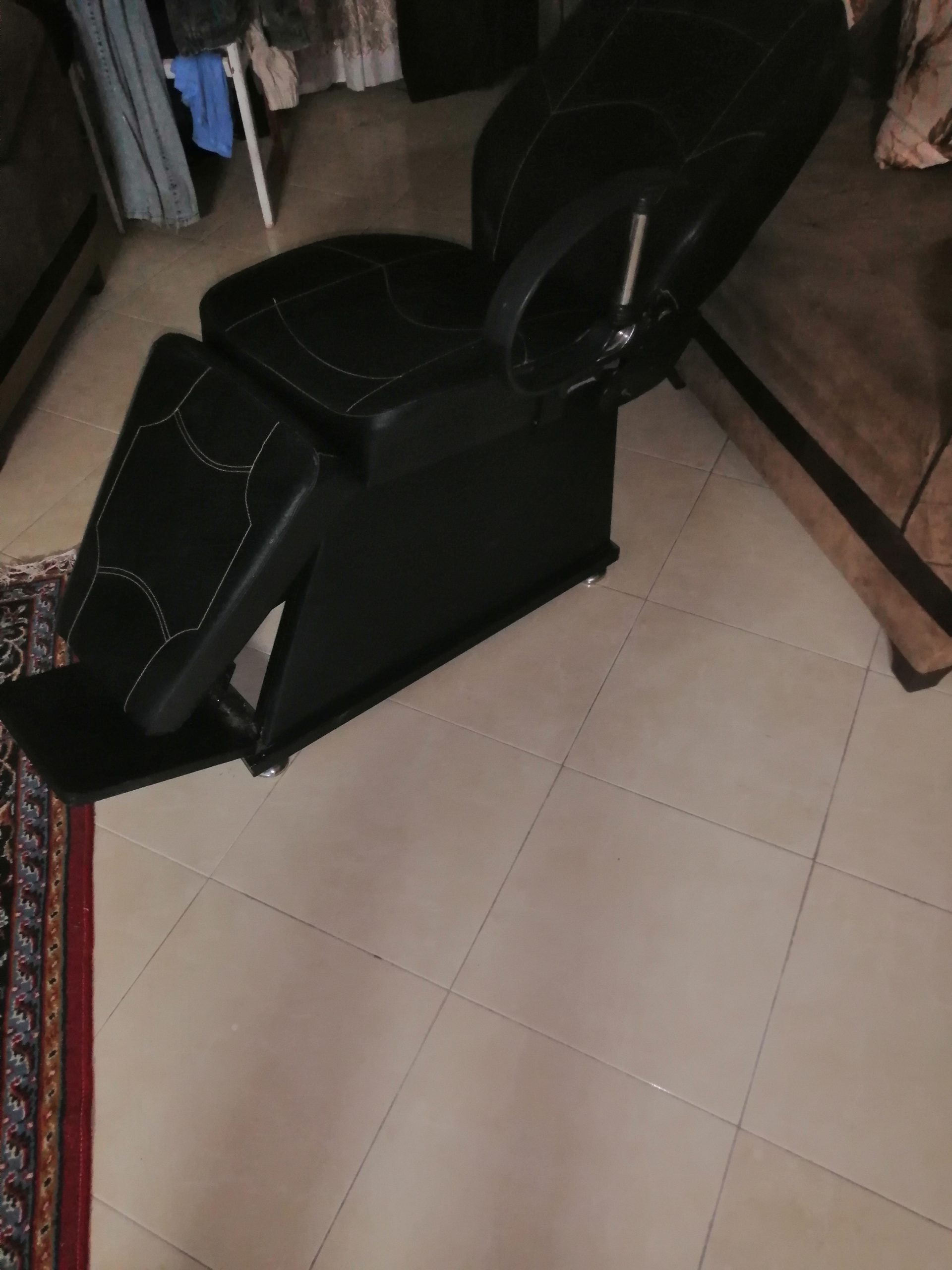 صندلی تاشو مخصوص آرایشگاه بانوان