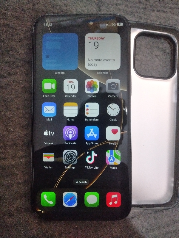 آیفون 15 Pro Max طرح ویتنام