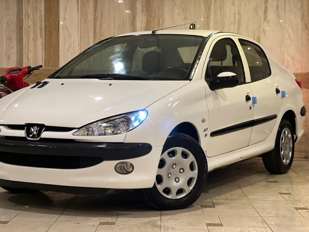 206 SD V9